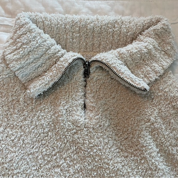 Hollister Women’s Ivory Sherpa Mock Neck 1/4 Zip  Cropped Sweater‎   Sz XS - Picture 3 of 6